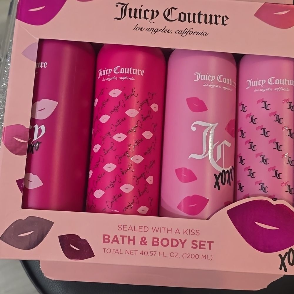 Juicy Couture Sealed With A Kiss Bath & Body Set - Picture 6 of 8